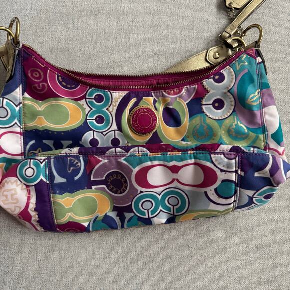 Vintage Y2K Poppy Coach Bag in Rainbow Graffiti - Picture 11 of 12